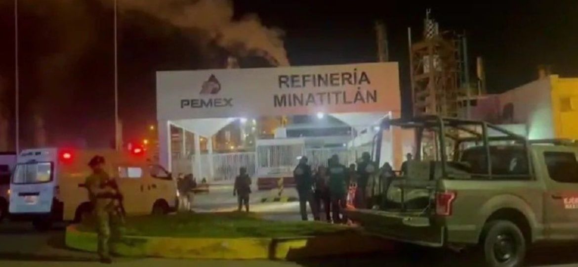 Ataque-en-refineria-de-Minatitlan-deja-dos-trabajadores-de-Pemex-muertos