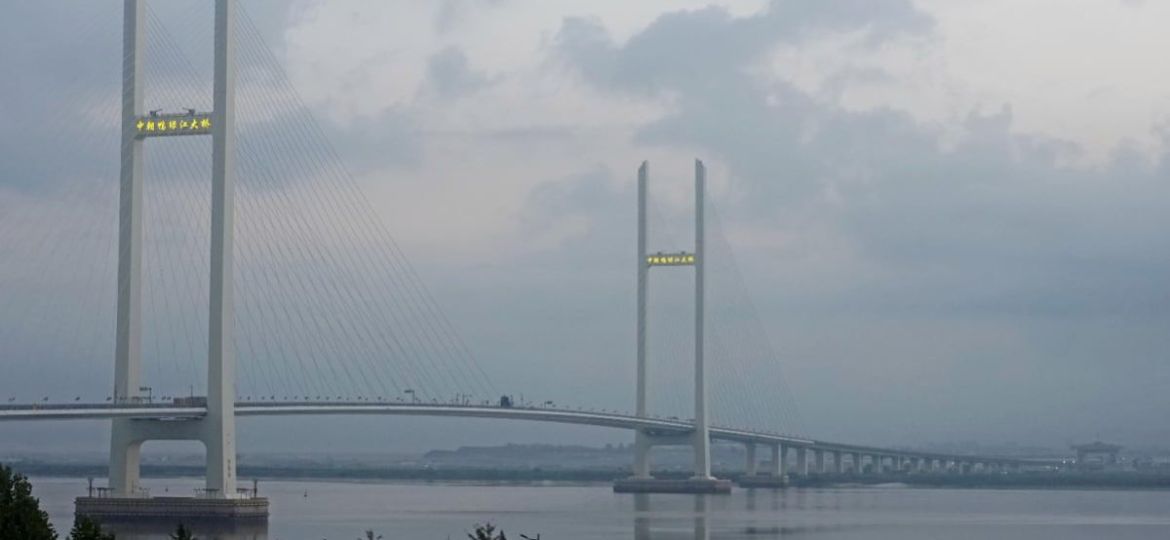 China-y-Corea-del-Norte-inauguran-puente-sobre-el-rio-Yalu-tras-casi-12-anos-de-espera