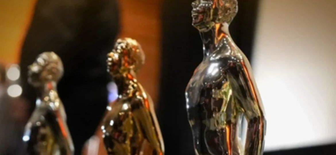 En-el-camino-gana-Mejor-Pelicula-y-comparte-el-premio-a-Mejor-Direccion-en-los-Ariel-2026