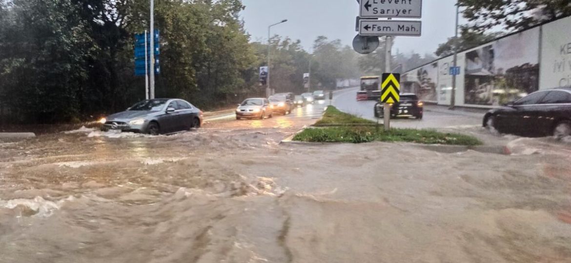 Inundaciones-en-Estambul-dejan-cuatro-muertos-y-son-las-peores-en-mas-de-80-anos