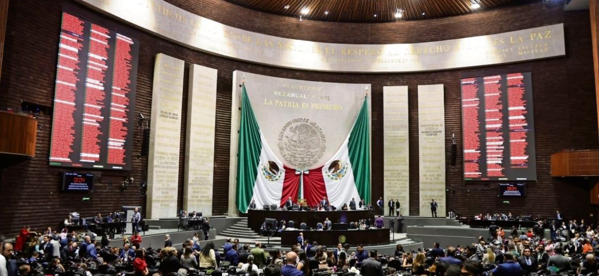 MC-propone-deducir-colegiaturas-universitarias-y-actualizar-topes-fiscales