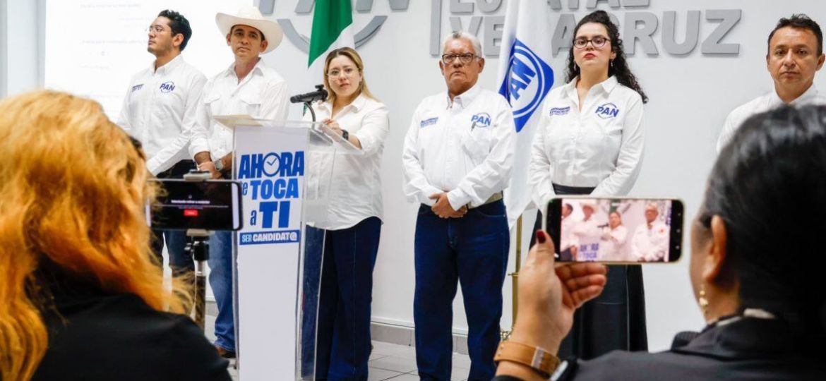PAN-Veracruz-habilita-plataforma-para-reportar-desabasto-en-hospitales