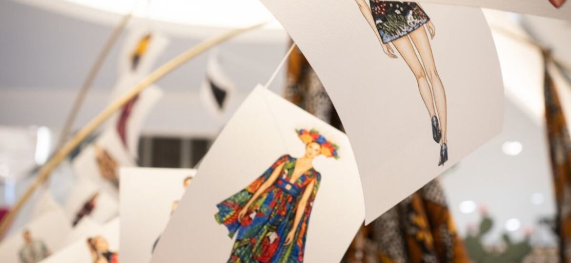 Pineda-Covalin-celebra-30-anos-de-moda-mexicana-con-una-exposicion-en-Polanco