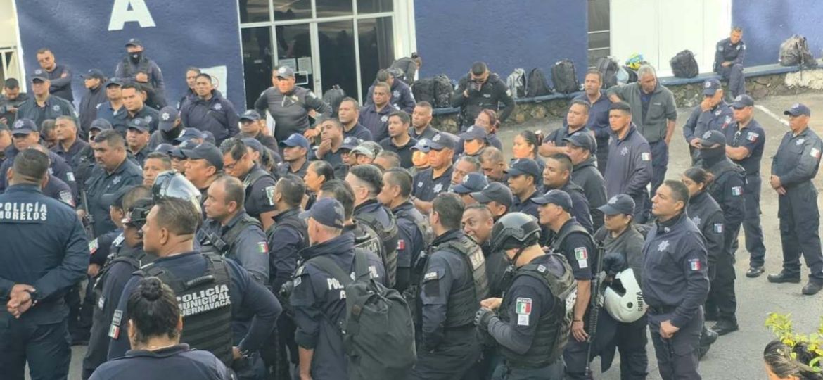 Policias-de-Cuernavaca-cumplen-10-horas-en-paro-por-aumento-salarial-y-mejores-condiciones