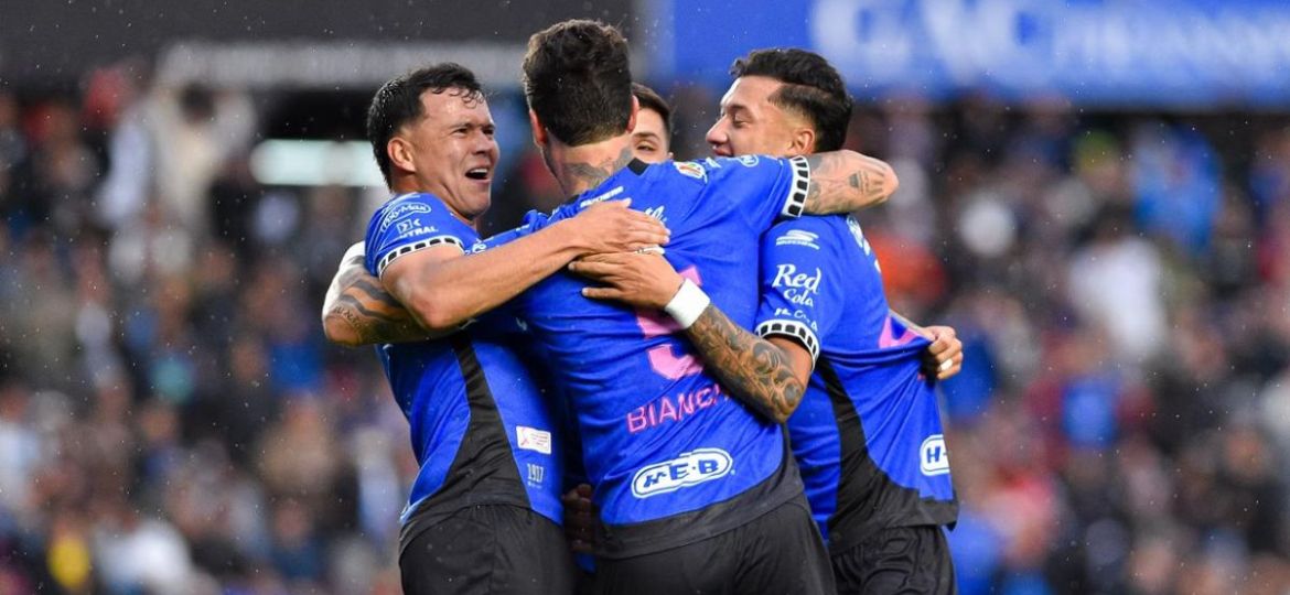 Queretaro-vence-2-0-al-Atlante-y-suma-su-sexta-victoria-del-Apertura-2026