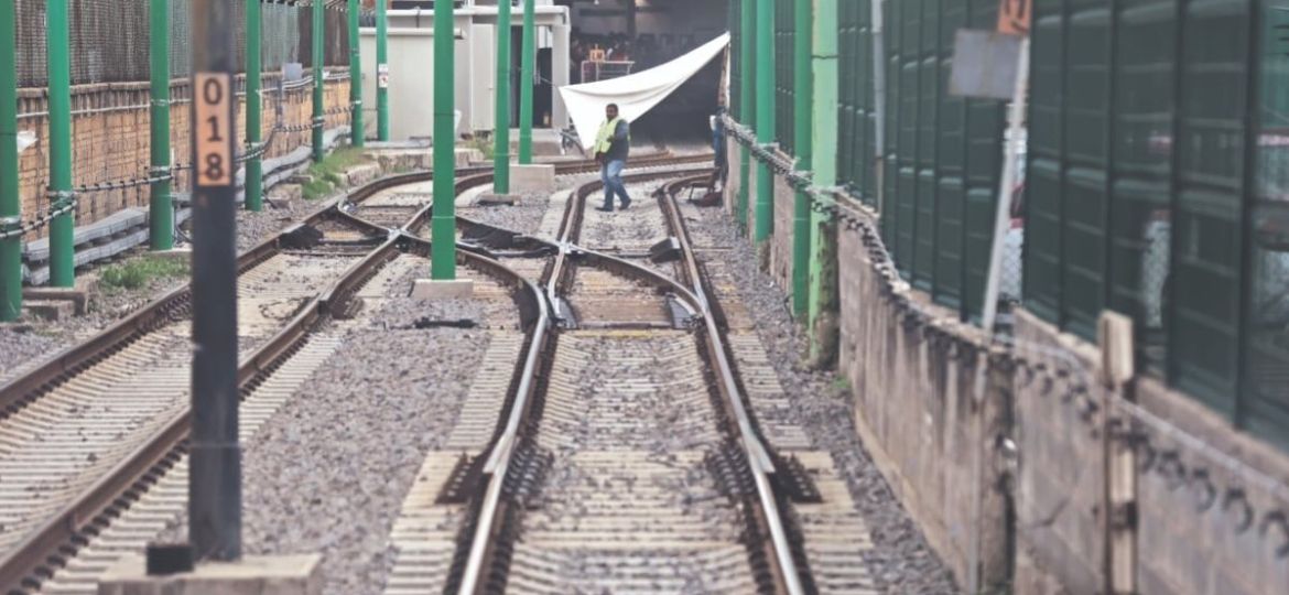 Sigue-pendiente-la-instalacion-del-cambio-de-via-en-la-terminal-Tasquena-del-Tren-Ligero