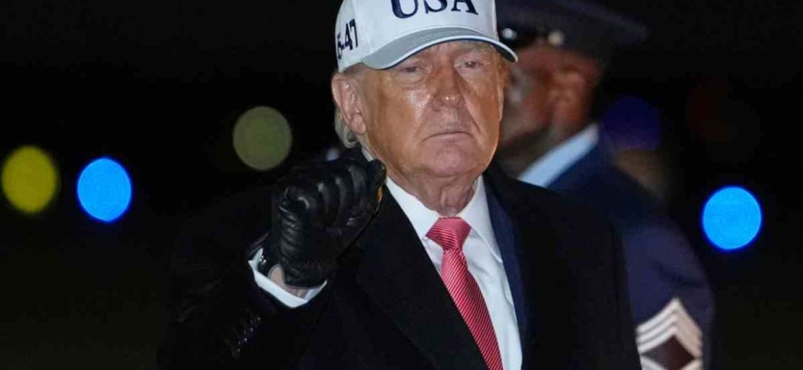 Trump-pide-que-los-nuevos-centros-de-datos-de-IA-generen-su-propia-electricidad