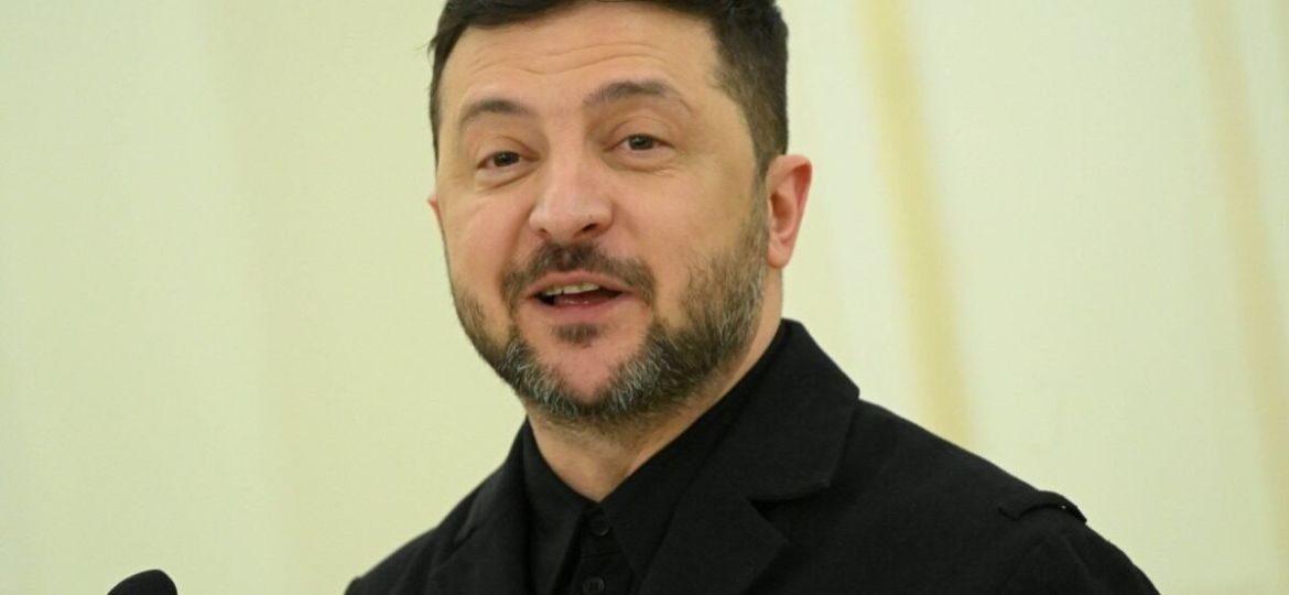 Zelensky-responde-con-una-sonrisa-a-pregunta-sobre-si-Trump-lo-usa-como-chivo-expiatorio